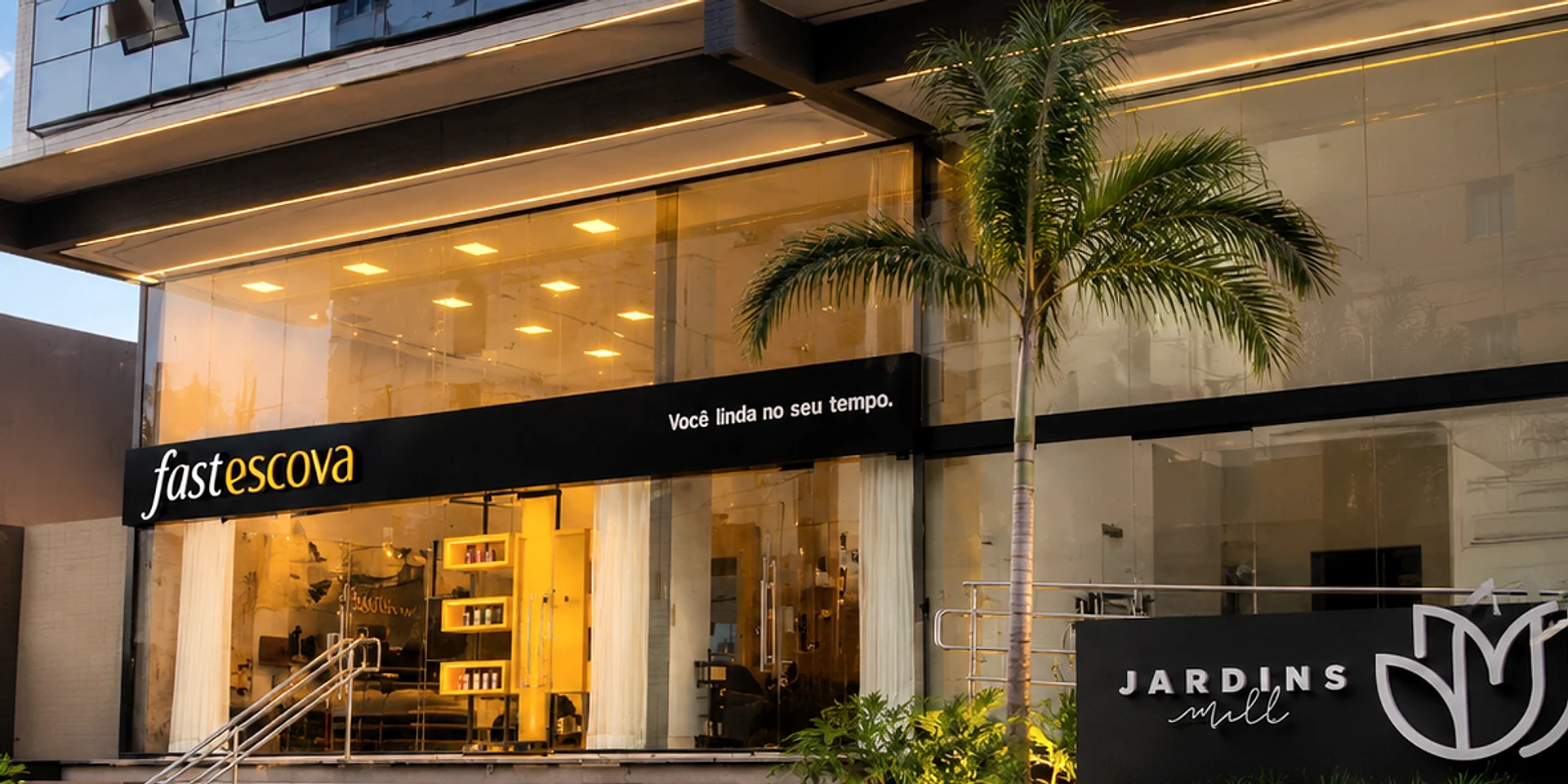 Fachada da Fast Escova - Brisamar no Jardins Mall